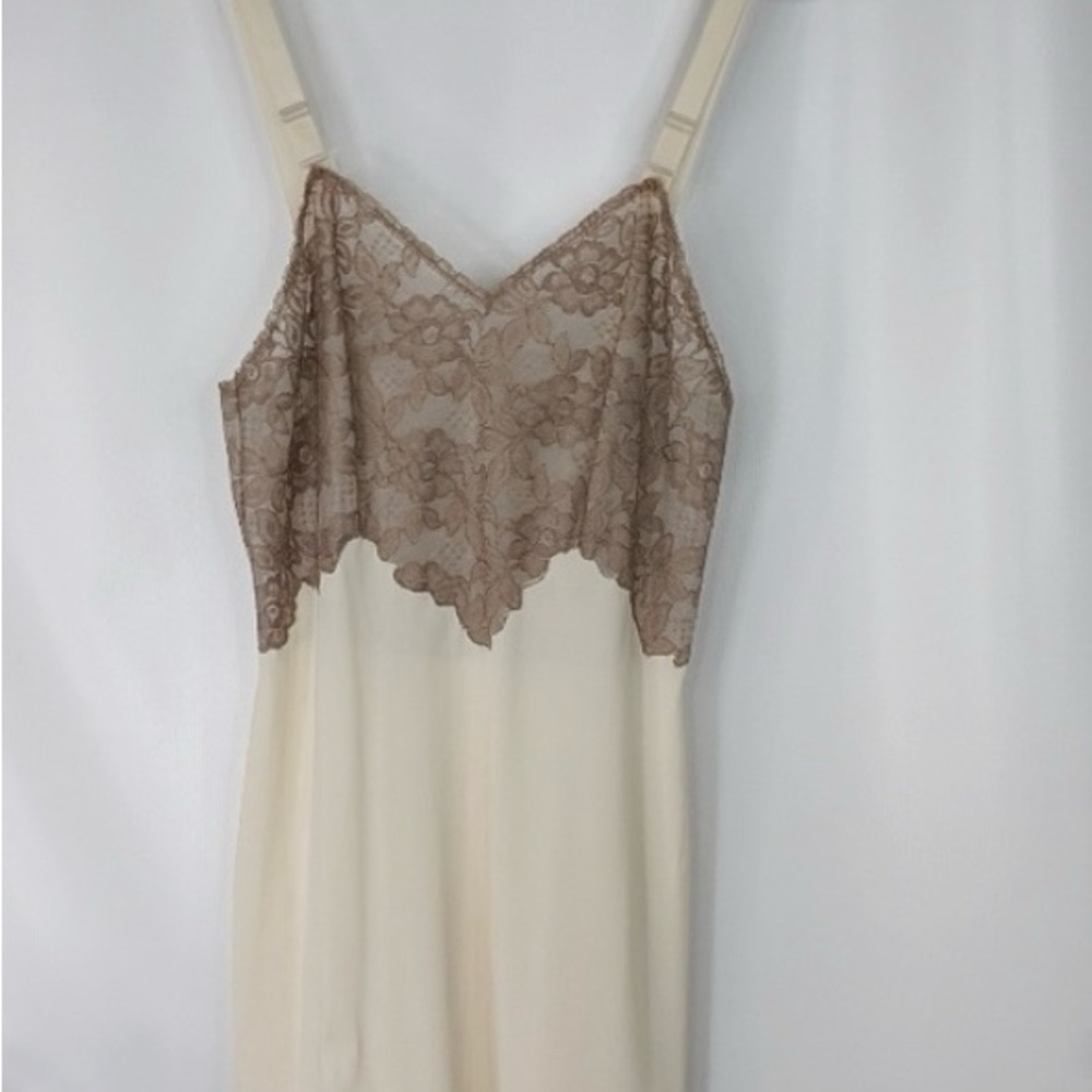 SEAMPRUFE Vintage 1940s slip cream taupe lace 0483